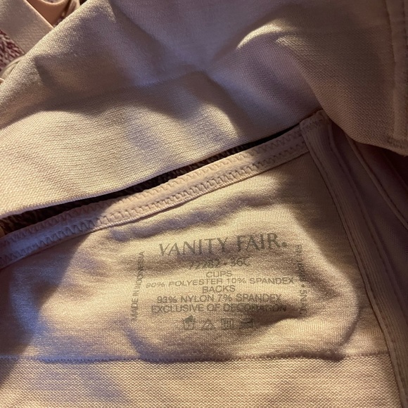 Vanity Fair Bra - Picture 4 of 7